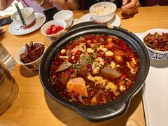 -嫩芽 ·地道重庆菜(十八梯露台夜景店)