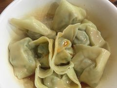 -潘国仙耳光馄饨(黄家阙路店)