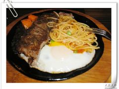 -豪客来牛排(中央花苑店)