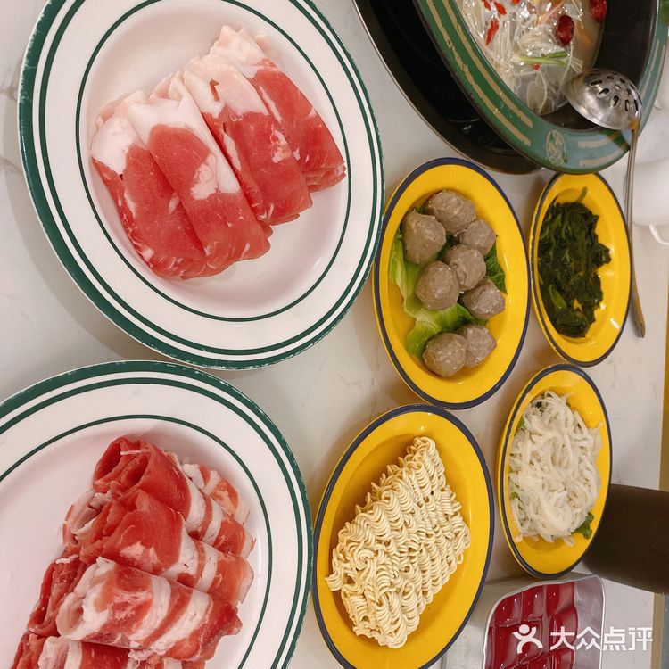 位于万象城附近 美味火锅店