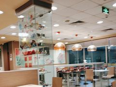 -麦当劳(得来速车道点餐 五里墩店)