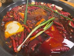 -黄潇洒老火锅(九眼桥宏济巷店)