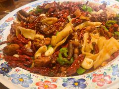 丝路经典大盘鸡-清真·双公羊·馕坑烤全羊(奥体店)