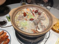 -聚汇三少·龙虾·中餐厅(莫邪路新天地店)