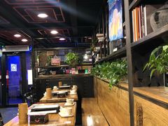大堂-管氏翅吧(中关村店)