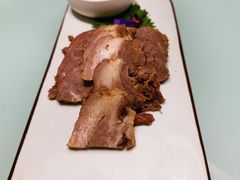 -梅飞酒家(名辉豪庭店)