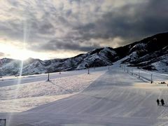 -丝绸之路山地度假区滑雪场