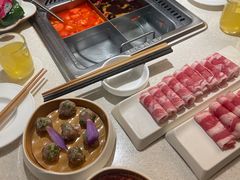 -海底捞火锅(中商百货夜宵主题店)