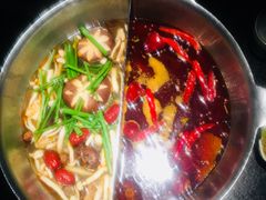 -湊湊火锅·茶憩(新中关购物中心店)