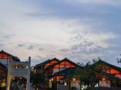 -茅山东方盐湖城景区