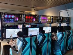 -涨巢·潮玩水疗局