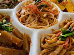 小吃五拼-令氏家外家周秦食府(高新店)
