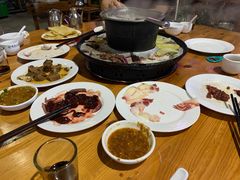 -五指山生态小黄牛(皮皮虾海鲜广场店)