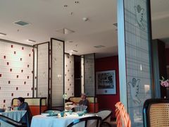 大堂-鸽子侯·家宴·平价海鲜(绿地店)