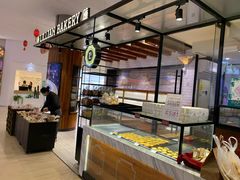 面包甜点陈列柜-莉莲蛋挞(中环百联店)