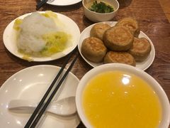 -清真吴记门钉肉饼·喜多利