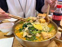 -福客·现熬鸡汤麻辣烫(天安云谷店)