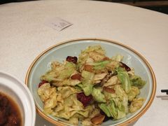 炝炒牛心菜-大铁勺新津菜(东丽阳光新业广场店)