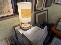 -邊城書店