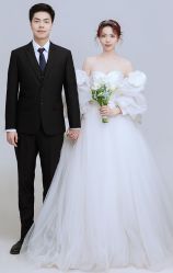 -雨墨婚纱摄影工作室