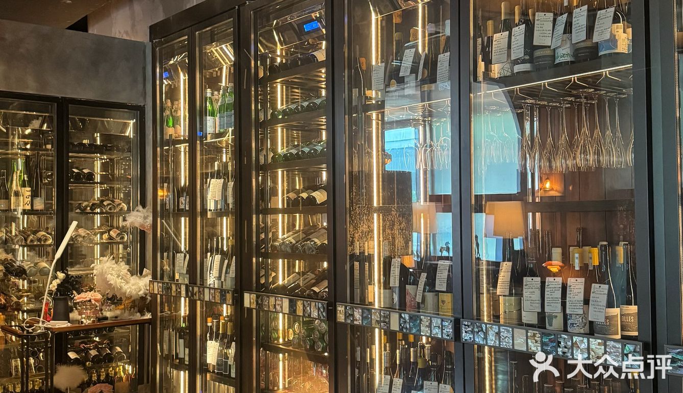 欧式电影般浪漫🌹 上海极具艺术感的牛排bar