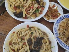 -王菊美食街·王菊面馆(总店)