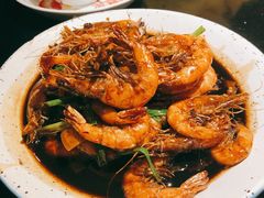 油爆基围虾-老头儿油爆虾·知味杭州(爱琴海购物中心)