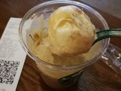-星巴克(上海虹桥新天地二店)