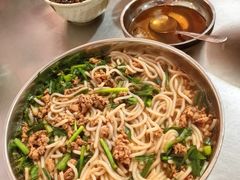 -正宗杨记普洱酸醋米线(总店)