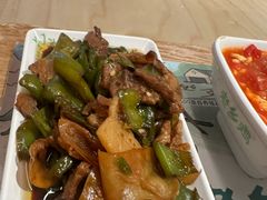 -老乡鸡(上海白玉兰广场店)