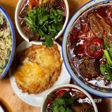 隐藏在舞蹈学院门口的牛肉面