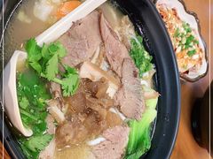 -鑫花溪牛肉米粉(凤凰街创始总店)