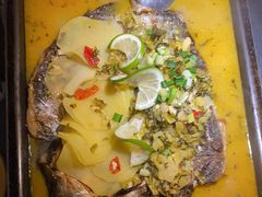 -探鱼·鲜青椒爽麻烤鱼(广州欣荣广场店)