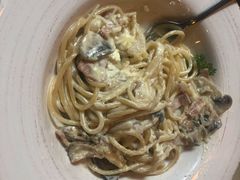 -SISTERS BAR RESTAURANT川意酒馆(嘉善老市H楼店)