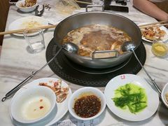 -七欣天香辣蟹火锅(南京建宁路大观天地店)