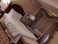 -广州富力丽思卡尔顿酒店