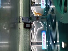 -乔波室内滑雪场