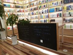 -猫的天空之城概念书店(印象城购物中心店)