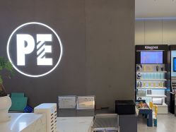 -PE SALON