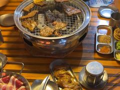 -叽叽扎扎烤肉场(生态城万达店)