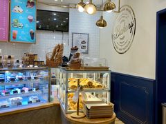 面包甜点陈列柜-BONBON BAKERY