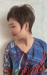 -TOP HAIR SALON