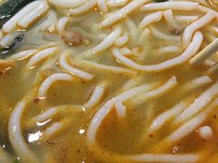 -丽虹云南过桥米线(兴工街店)