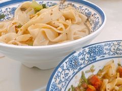 牛肉油泼扯面-马振面(小皮院店)