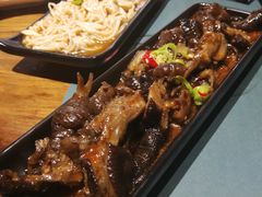 -八月美食小馆(银泰城总店)