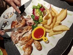 -JINNS锦时 steak&pizza(浸信会礼拜堂旧址店)