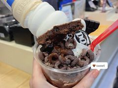 -DQ·蛋糕·冰淇淋(大宁国际商业广场店)
