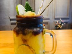 -ZING COFFEE 镜咖啡