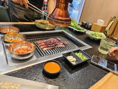 -臻牛烤肉