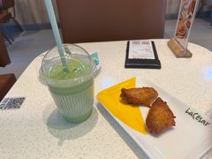 -乐凯撒披萨(汇港购物中心店)